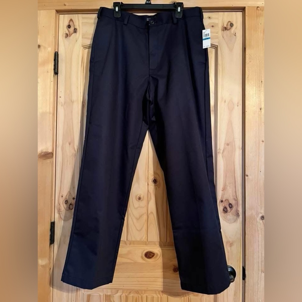 Izod NWT 36x32 Men's Navy Pants Flat Front